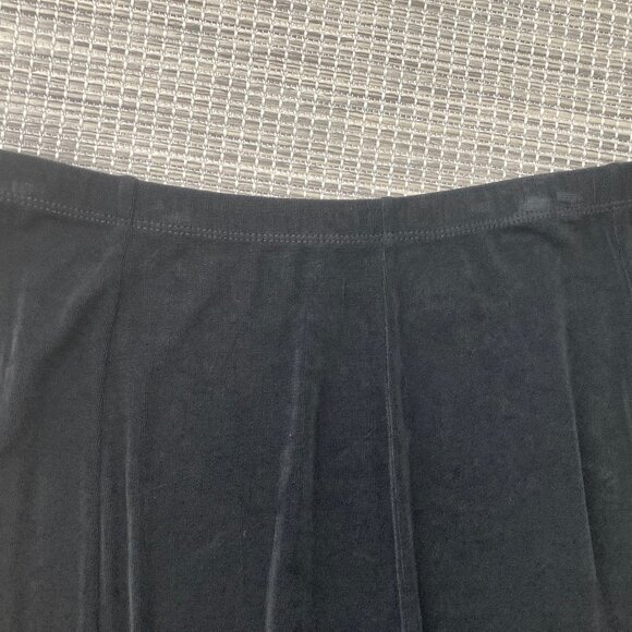 Travel Elements Black Liquid Knit Swing Skirt Large - Picture 5 of 6